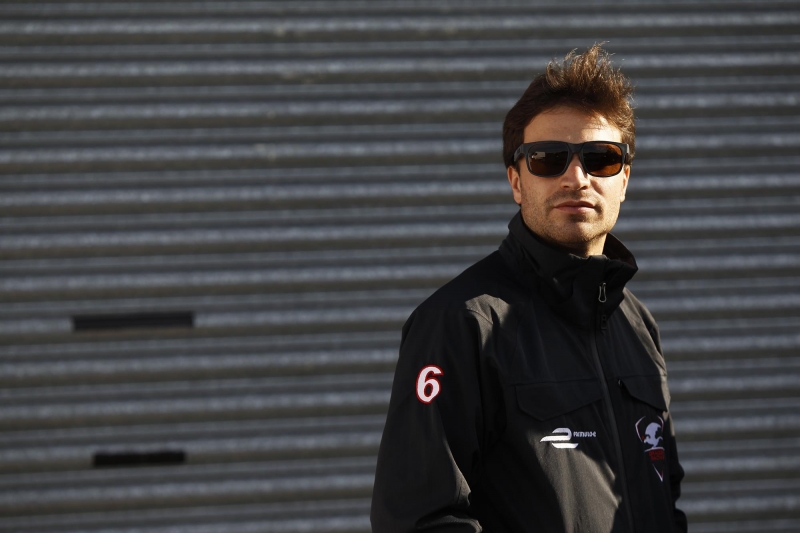 arrows-dragon-car-punta-del-este
