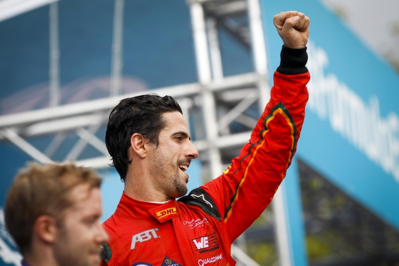 Lucas-di-Grassi-Abt-Putrajaya-Podium-Jubel