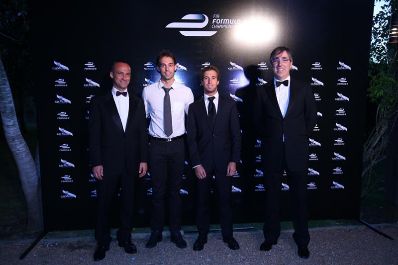 Team-Aguri-Berthon-Felix-da-Costa-Mark-Preston