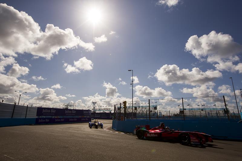 blue-sky-Formula-E