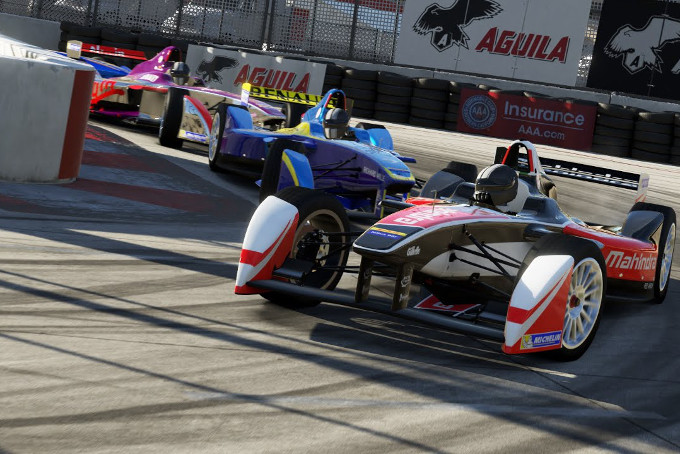 Bruno Senna und Nicolas Prost in eSports-Events gegen Fans