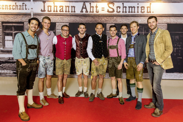 Abt-Team-mit-Formel-E-und-DTM-Piloten