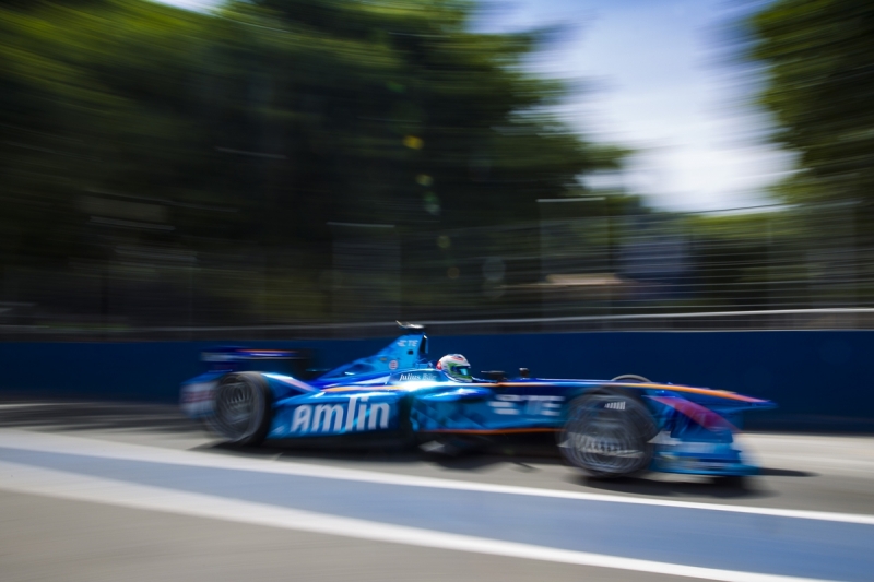 Simona de Silvestro bald zurück in IndyCar