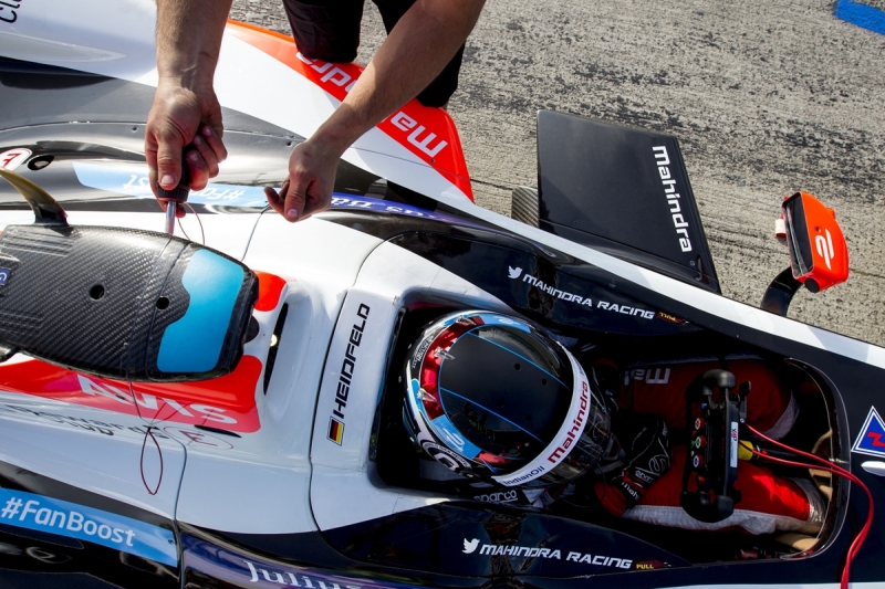 Nick Heidfeld in Mahindra in Long Beach ePrix