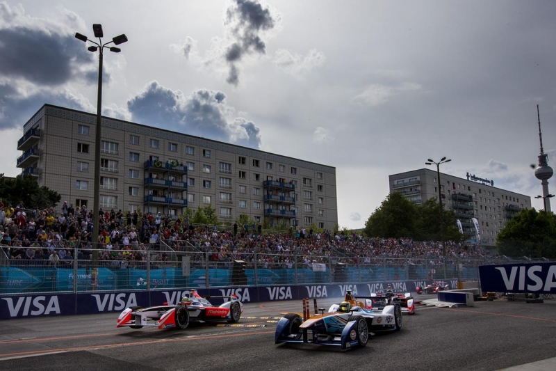 Formula-E-Cars-Berlin