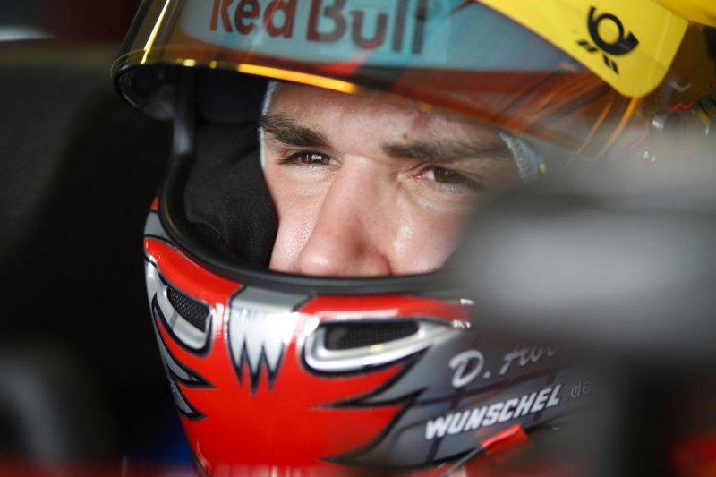 Daniel-Abt-Helmet-Close-up-Face