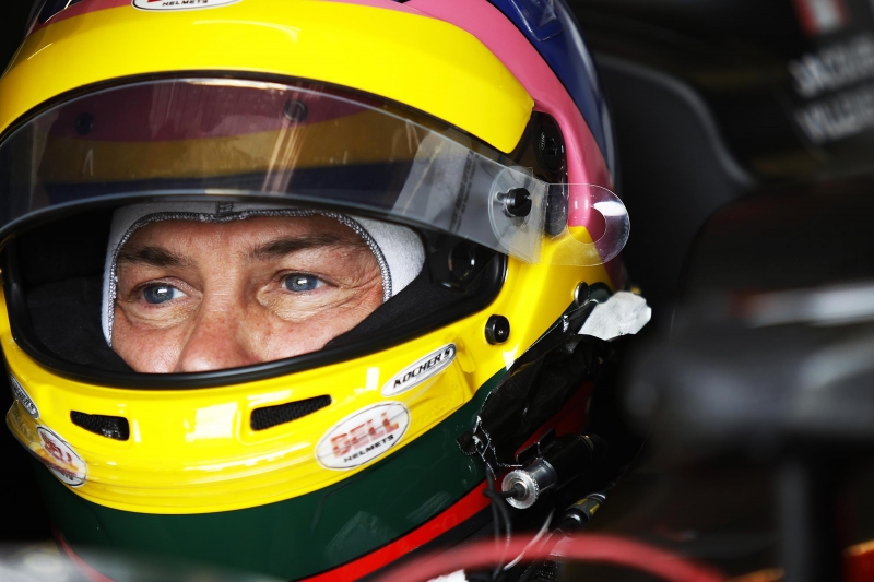 Jacques-Villeneuve-Helmet