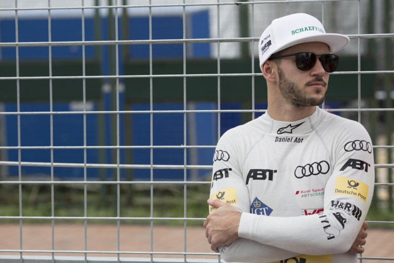 Daniel-Abt-Arme-verschränkt