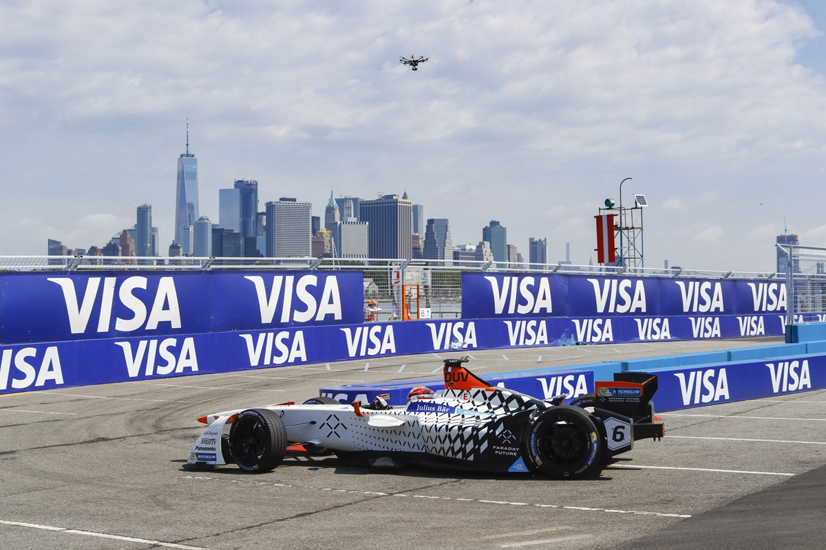 Hairpin-Skyline-New-York-City-Faraday-Future-Dragon-Racing