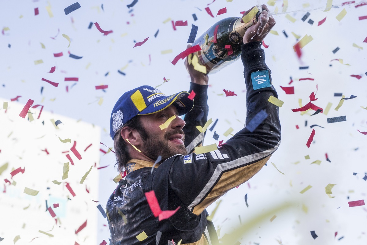 jean-eric-vergne-berlin-champagner-konfetti