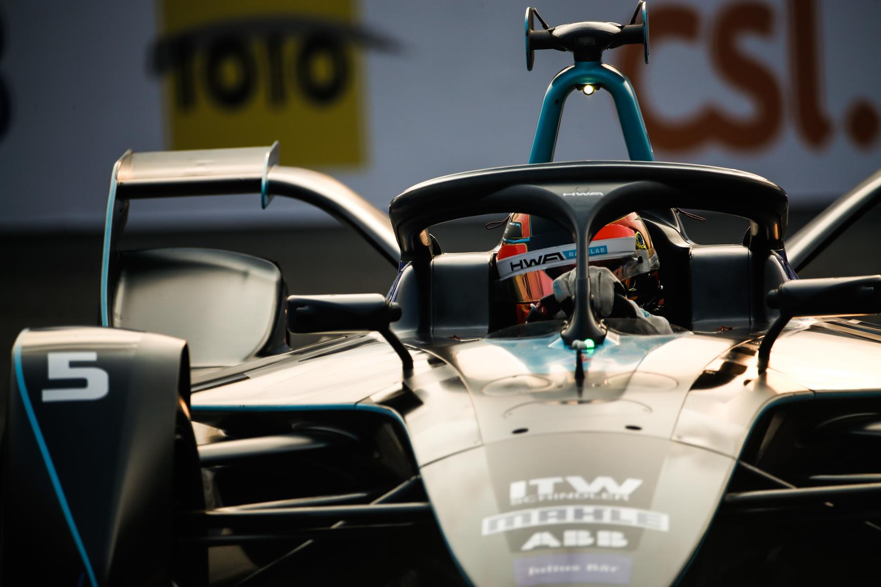 Stoffel-Vandoorne-Formula-E-HWA-Sanya