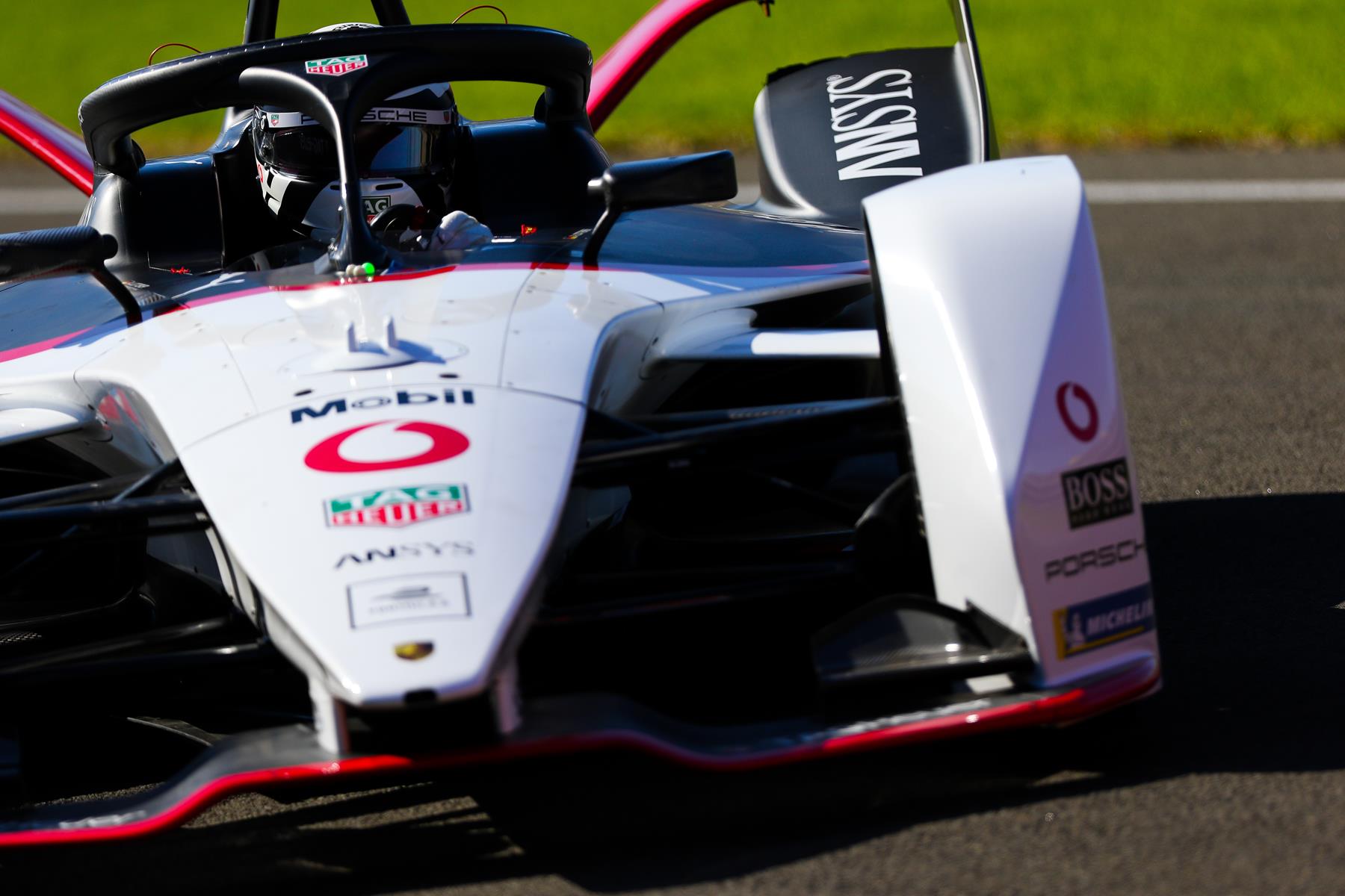 Porsche-Formula-E-Testing-Valencia