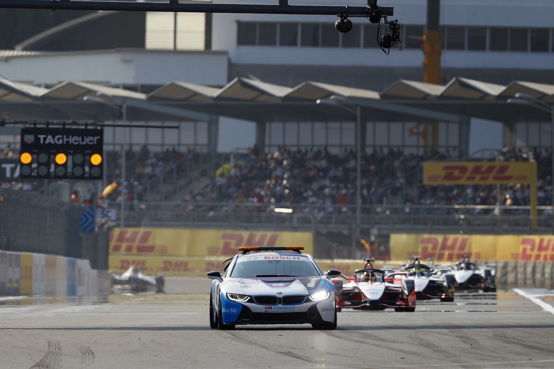 Safety-Car-leading-the-field-mexico-city-eprix-2019