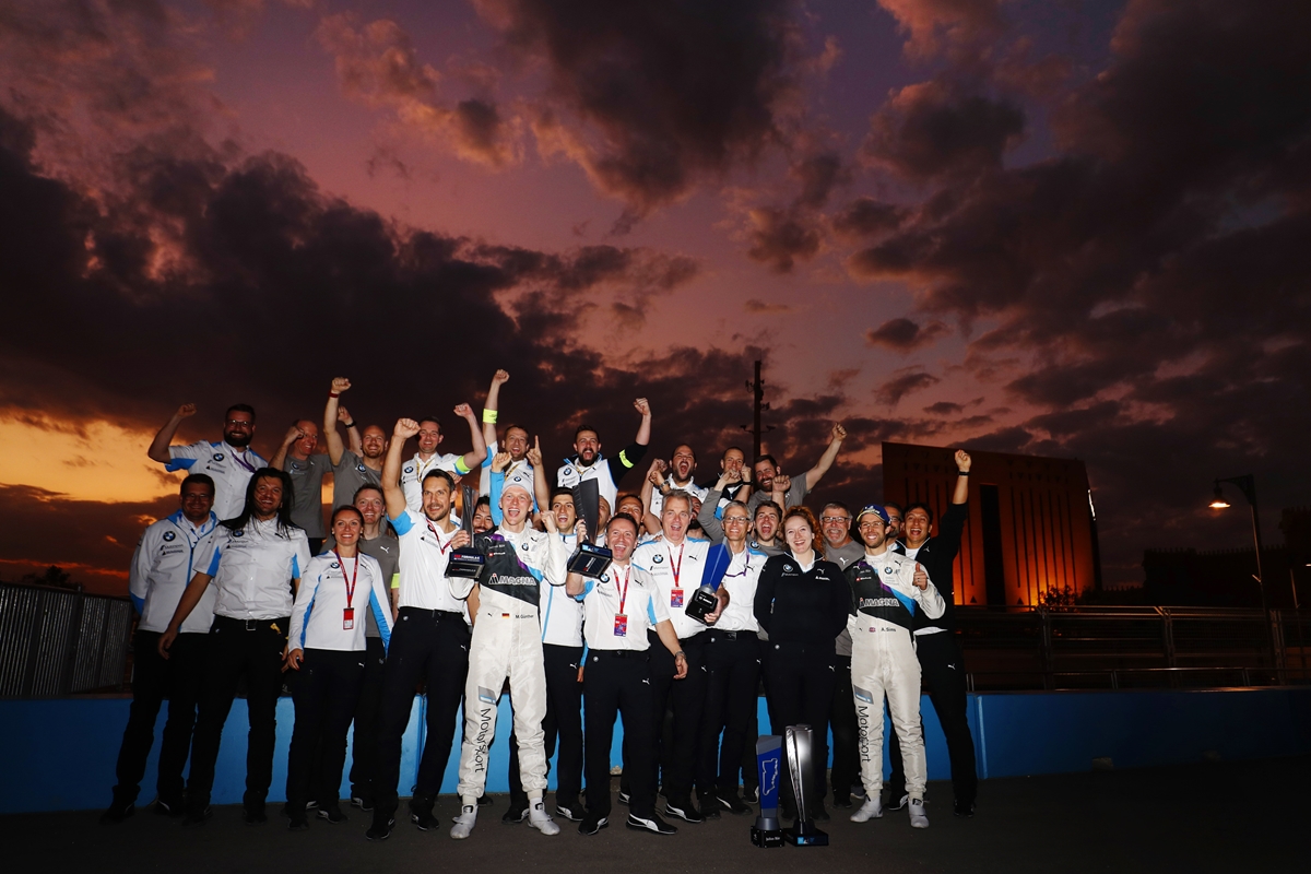 Party-Pitlane-BMW-Sims-Guenther