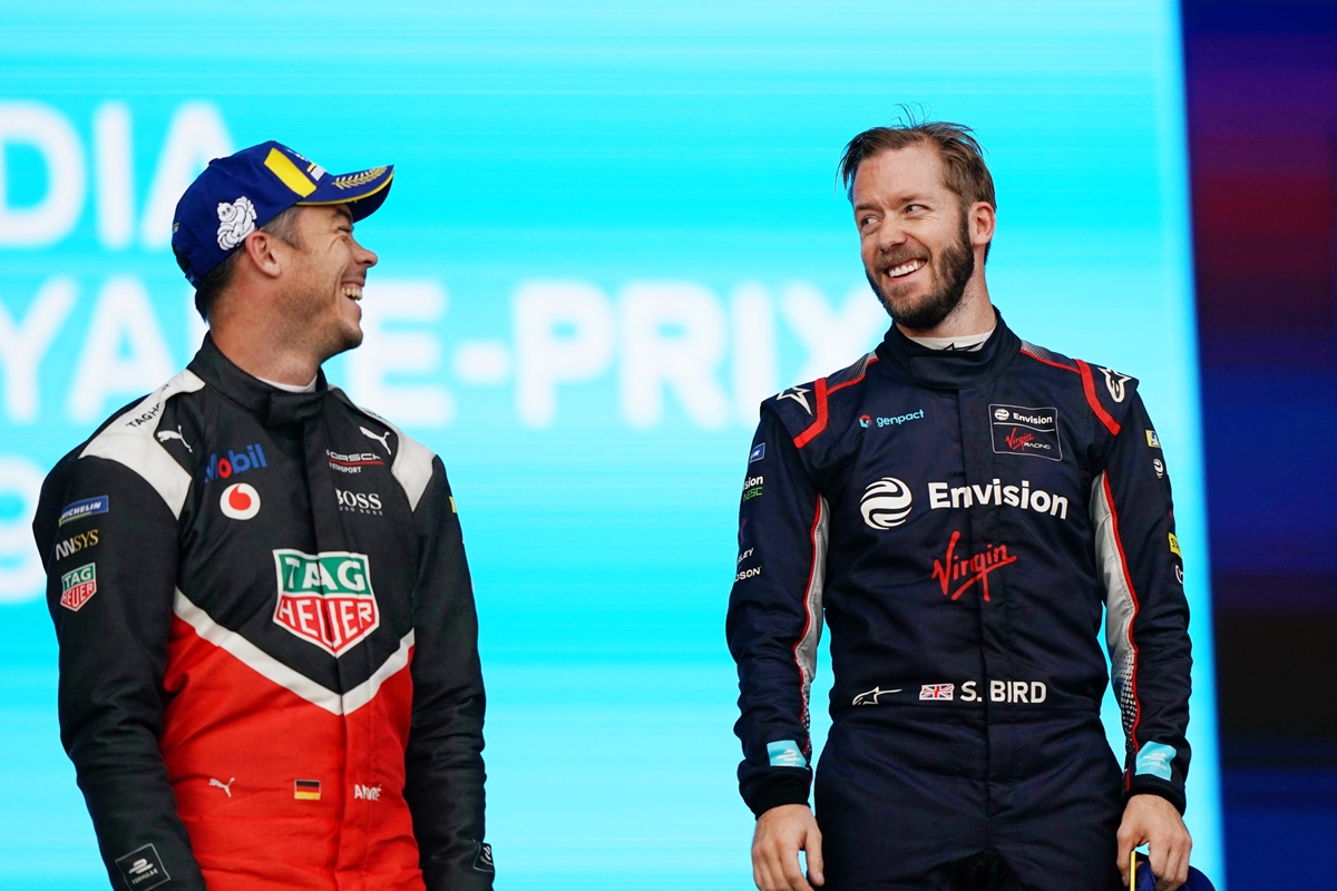 Bird-Podium-Lotterer-Laugh