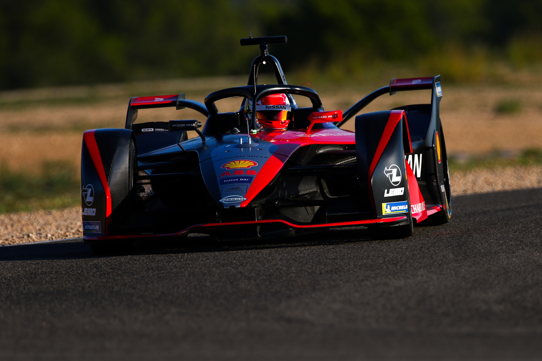 nissan-edams-Sebastien-Buemi-final-livery-2019-front-view