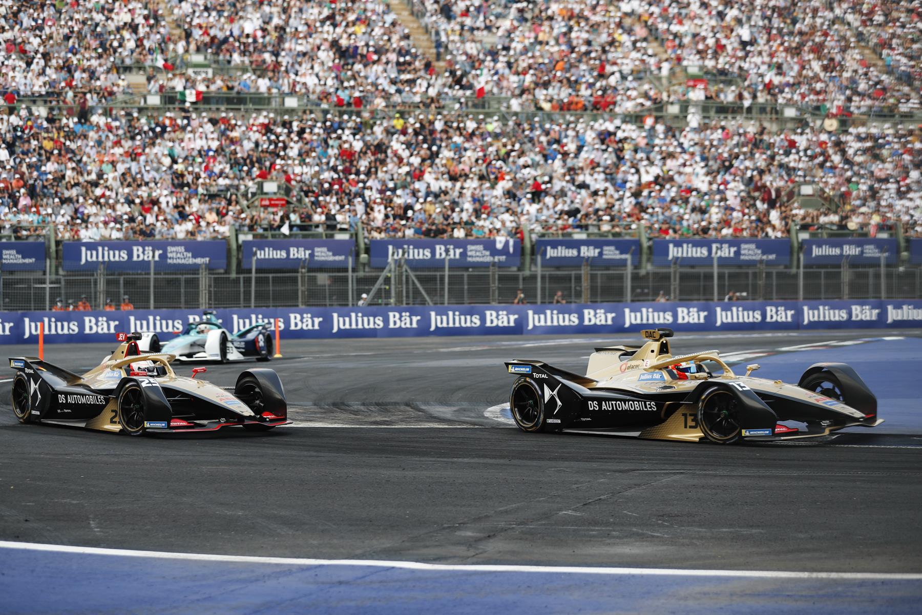 Felix-da-Costa-leads-Vergne-DS-Techeetah-in-Mexico-Stadium
