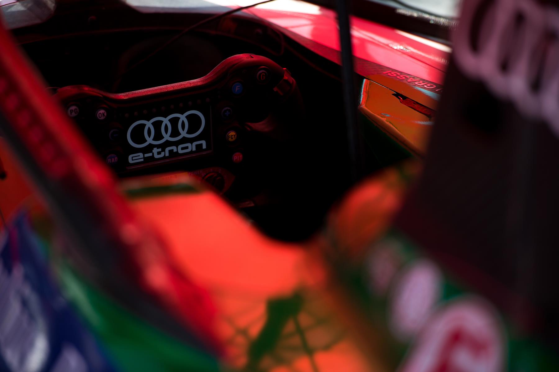 Audi-Formula-E-Cockpit-e-tron-Logo
