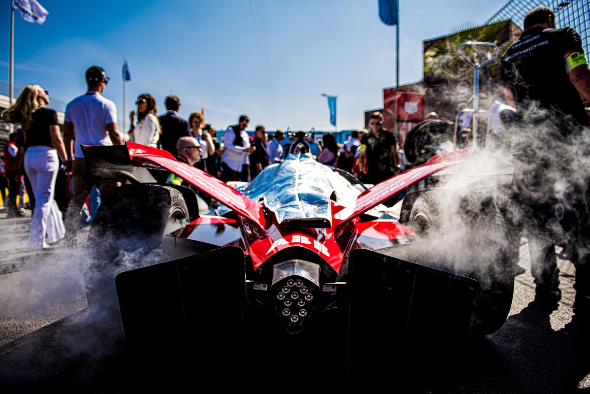 Porsche-Cooling-Car-X-Wing-Grid-Marrakesh