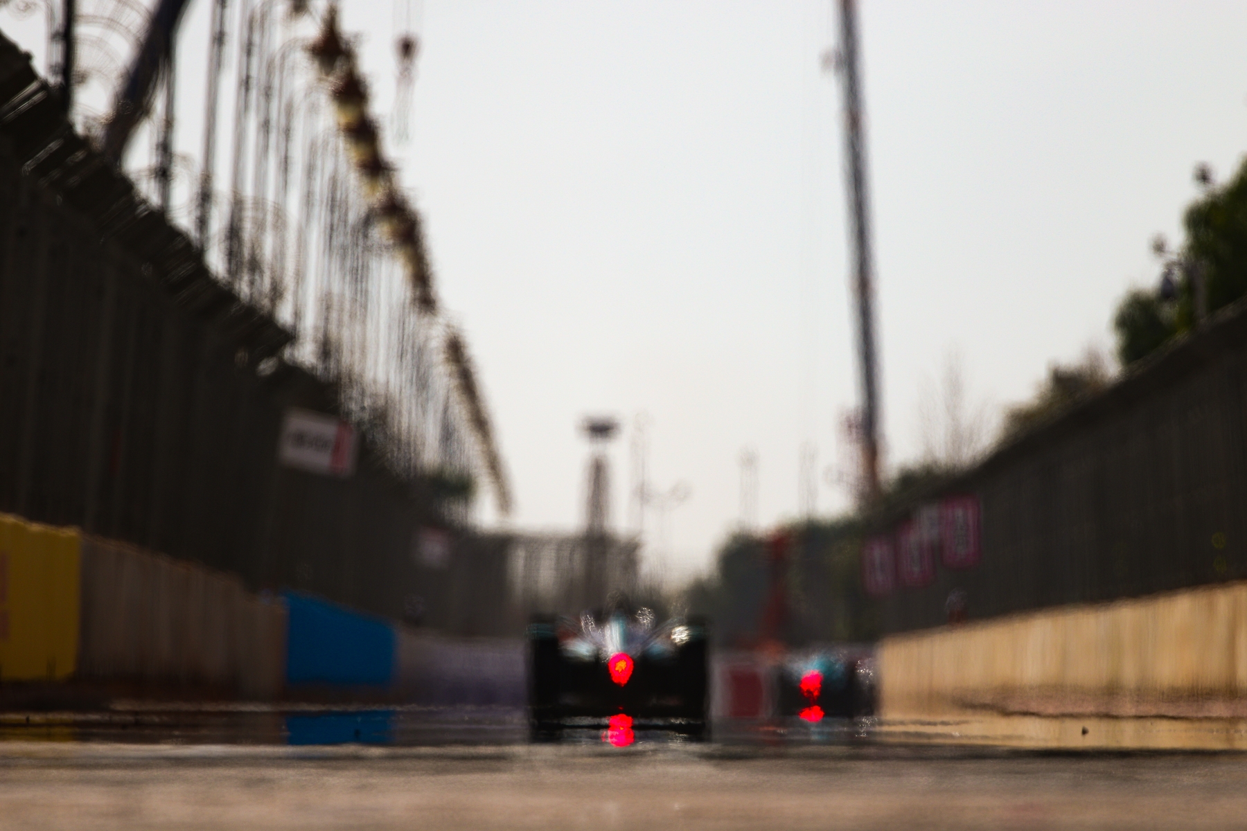 Cars-Sunrise-Straight-Blurry-Marrakesh