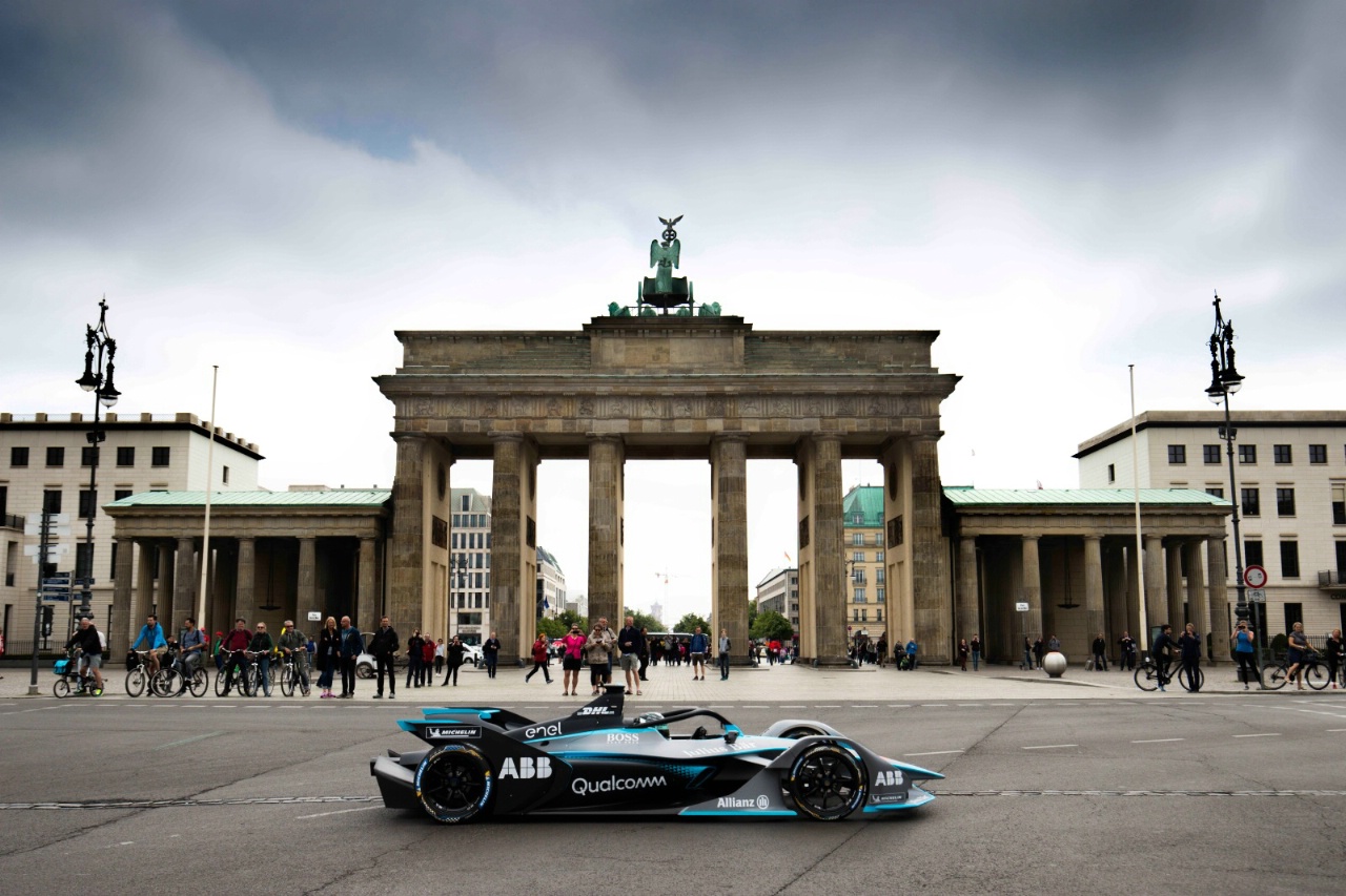 Brandenburger-Tor-Formel-E-Auto
