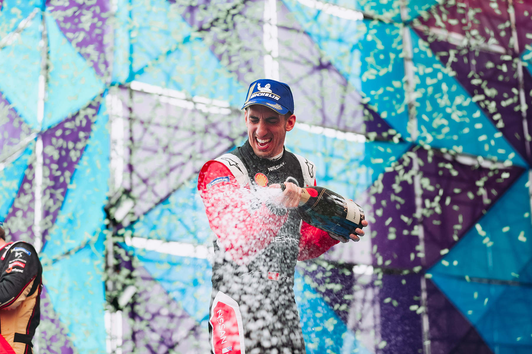 Sebatien-Buemi-Podium-Champagne-Formula-E