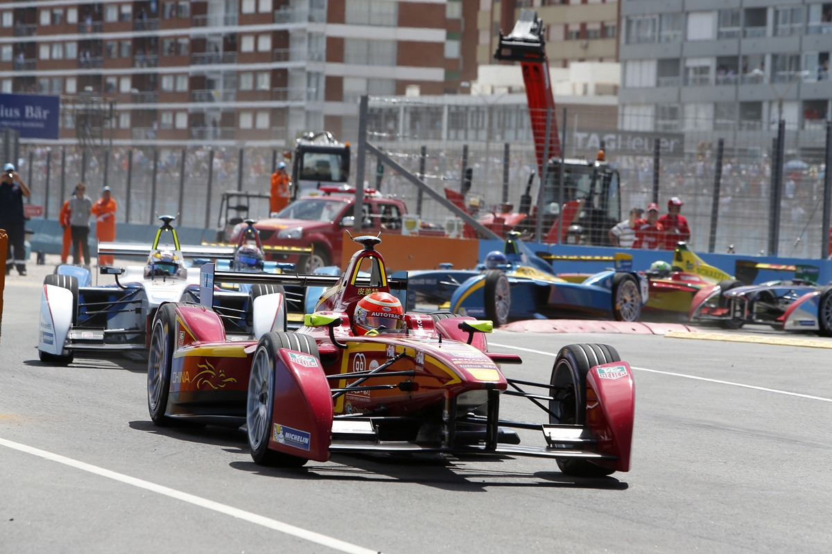Piquet-jr-China-Racing-Uruguay-Jean-Eric-Vergne-Andretti