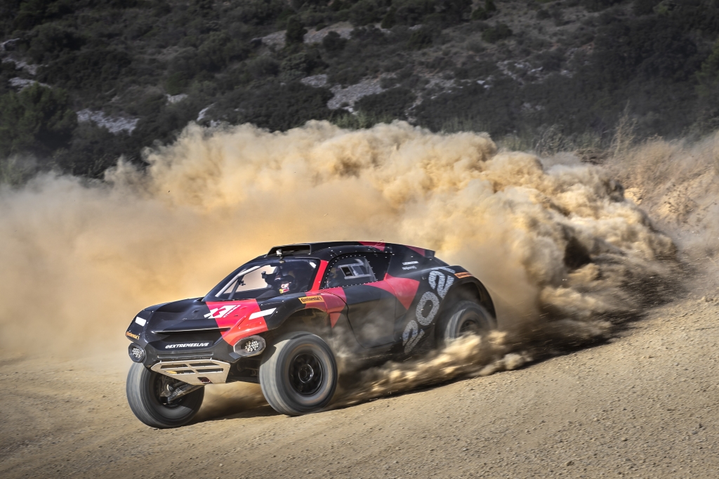 Extreme-E-Pre-Season-Testing-Shakedown-Drift-Dirt-Dust-Cloud