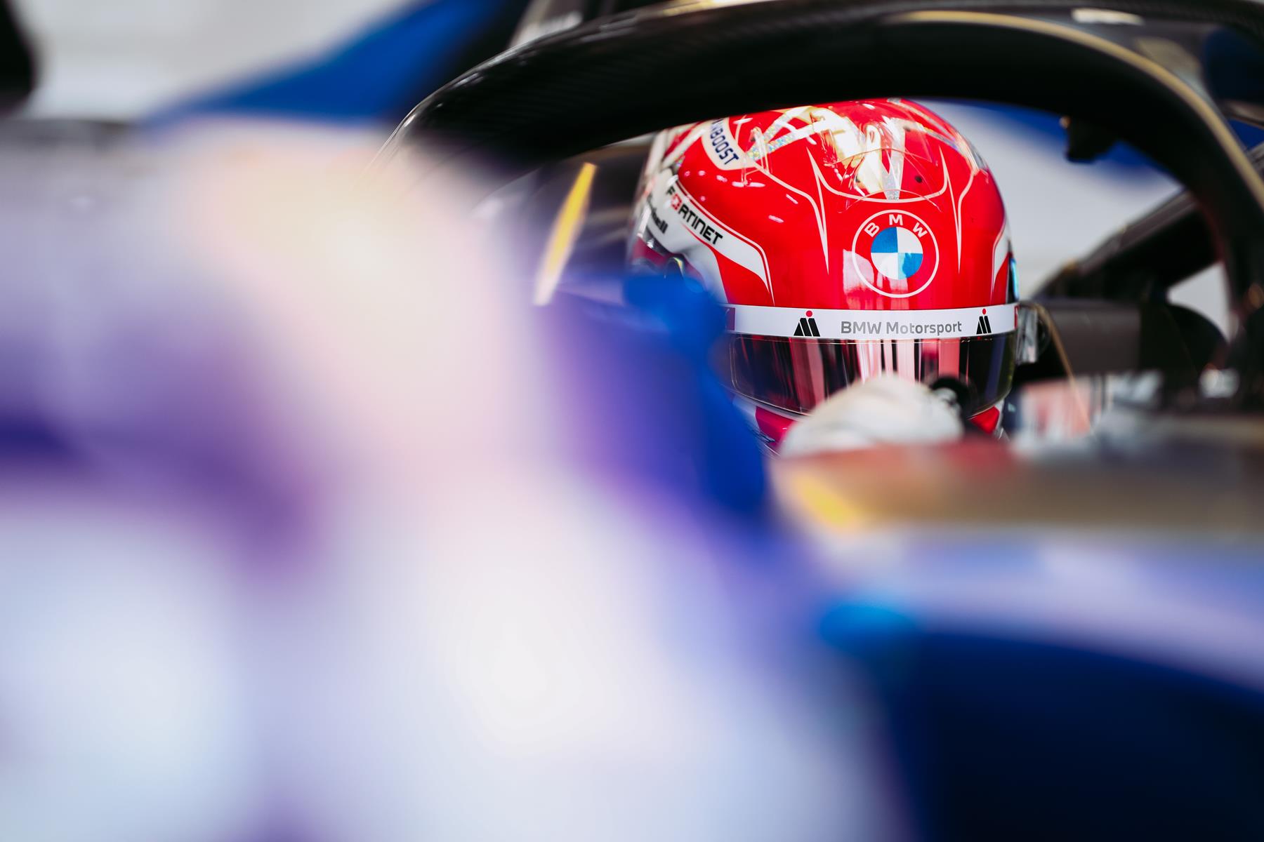 Max-Günther-BMW-Valencia-Testing-2020