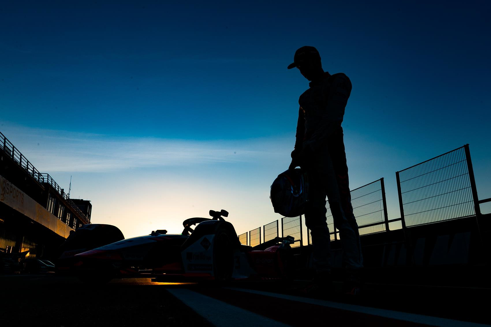 Rene-Rast-Formel-E-Silhouette