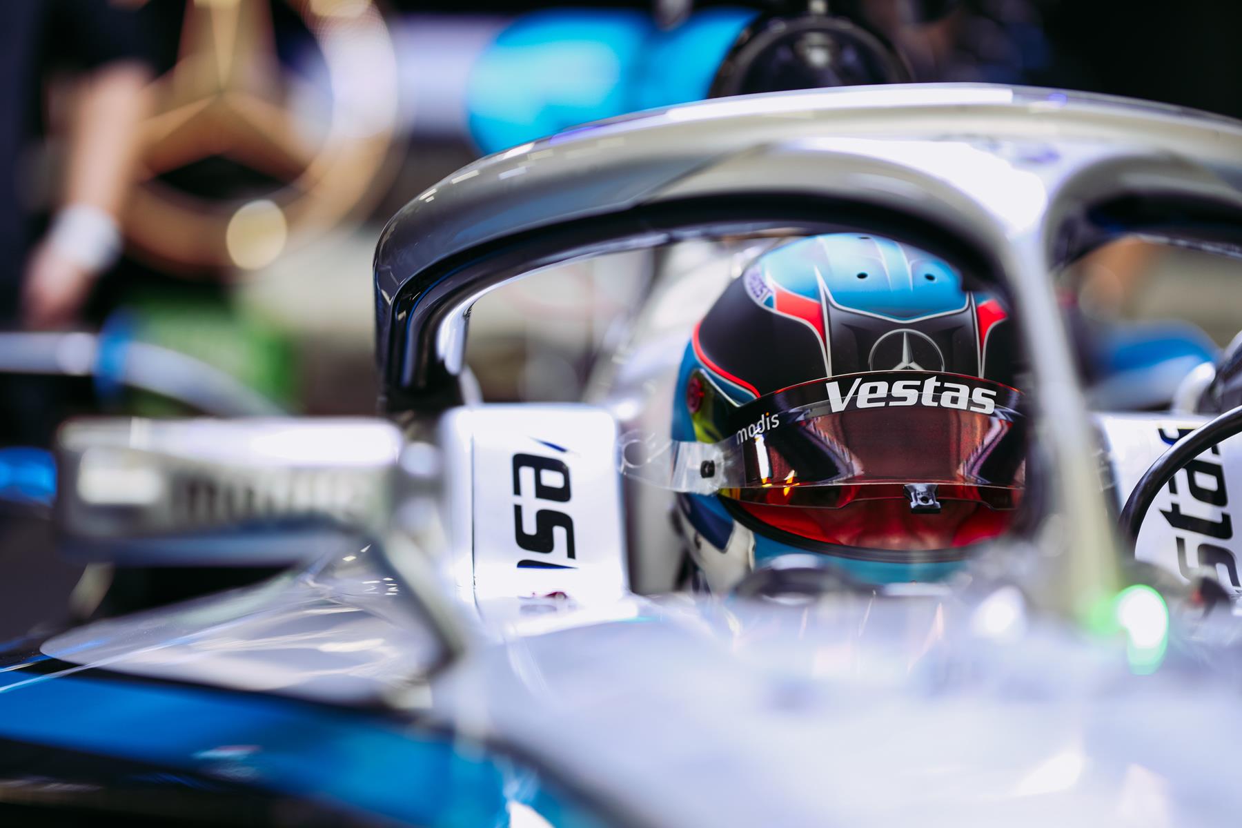 Nyck-de-Vries-Cockpit-Mercedes-Valencia-Testing-2020