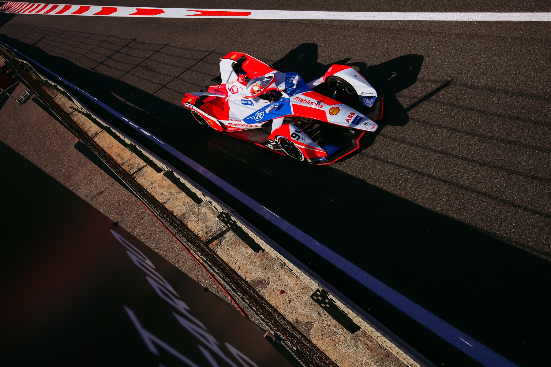 Lynn-Mahindra-Pit-Exit-Valencia-Spain