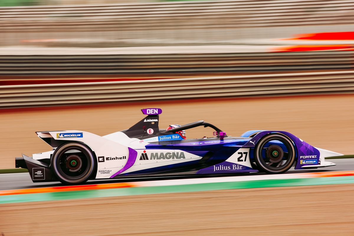 Jake-Dennis-BMW-Valencia-Pre-Season-Test