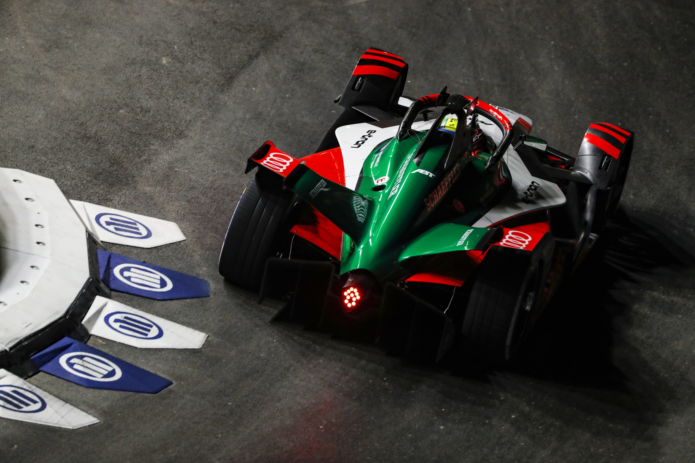 Lucas-di-Grassi-Audi-Sport-ABT-Schaeffler-2021-Diriyah-E-Prix-FP1-back-above-view