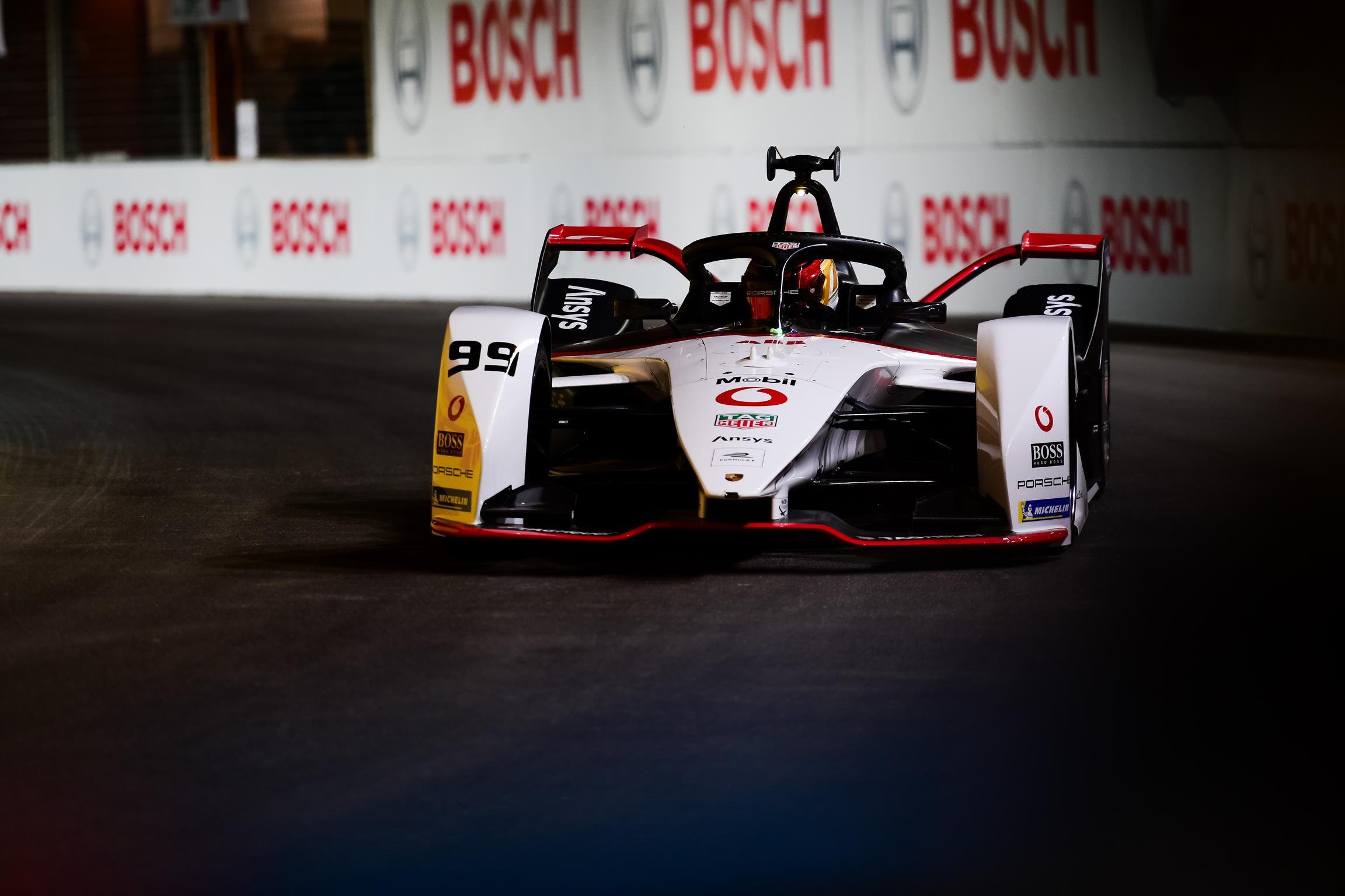Pascal-Wehrlein-TAG-Heuer-Porsche-Formula-E-Team-2021-Diriyah-E-Prix-front-view-Spacesuit-Media-Lou-Johnson