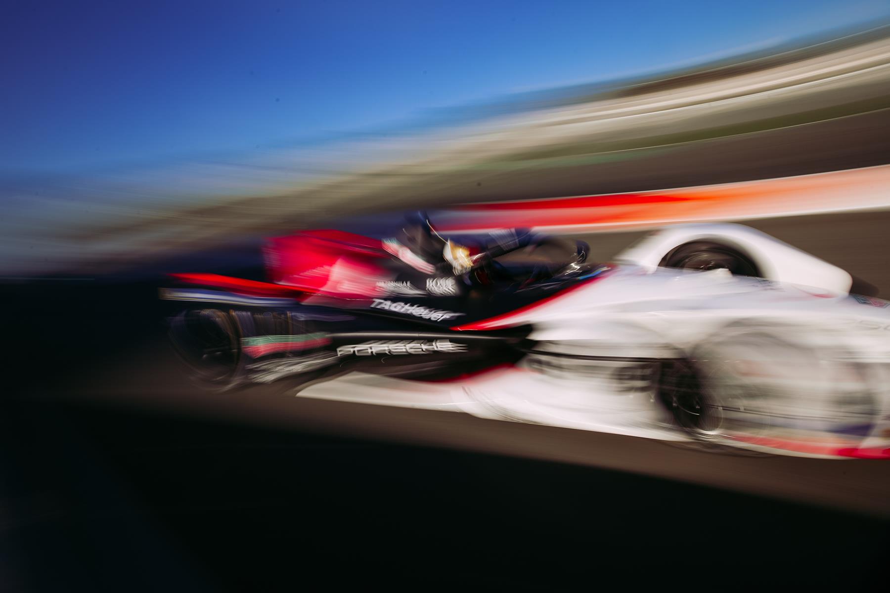 Pascal-Wehrlein-TAG-Heuer-Porsche-Formula-E-Team-Valencia-Testing-2020-blur-Spacesuit-Media-Shiv-Gohil