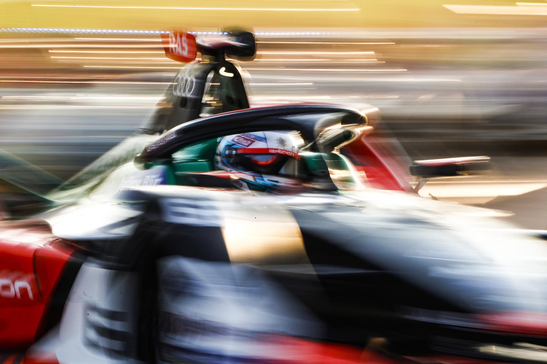 Rene-Rast-blurry-Berlin-Formula-E