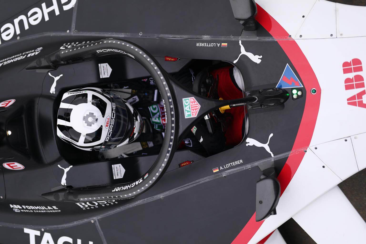 Andre-Lotterer-Porsche-from-above