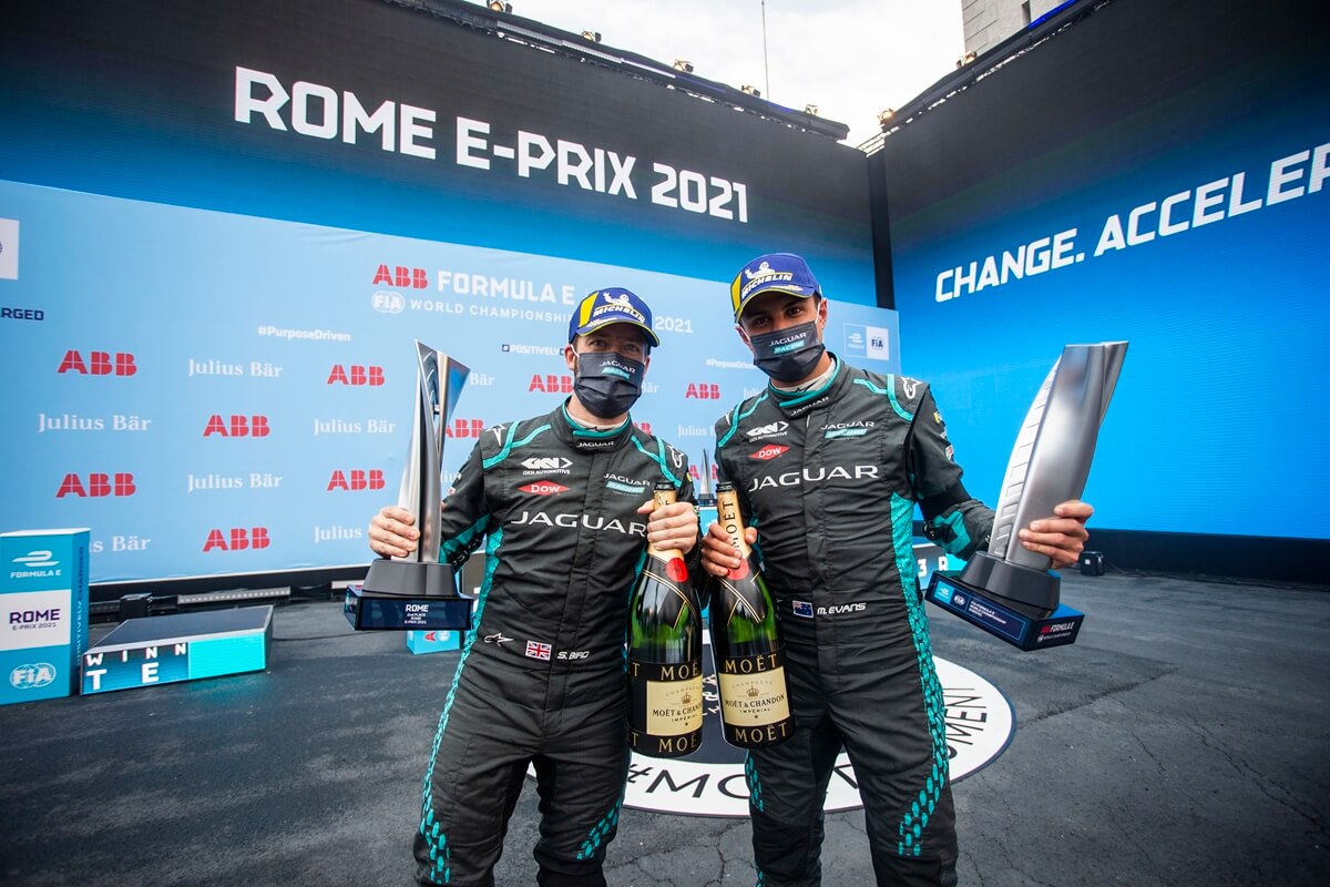 Celebrations-Podium-Jaguar-Drivers-Champagne