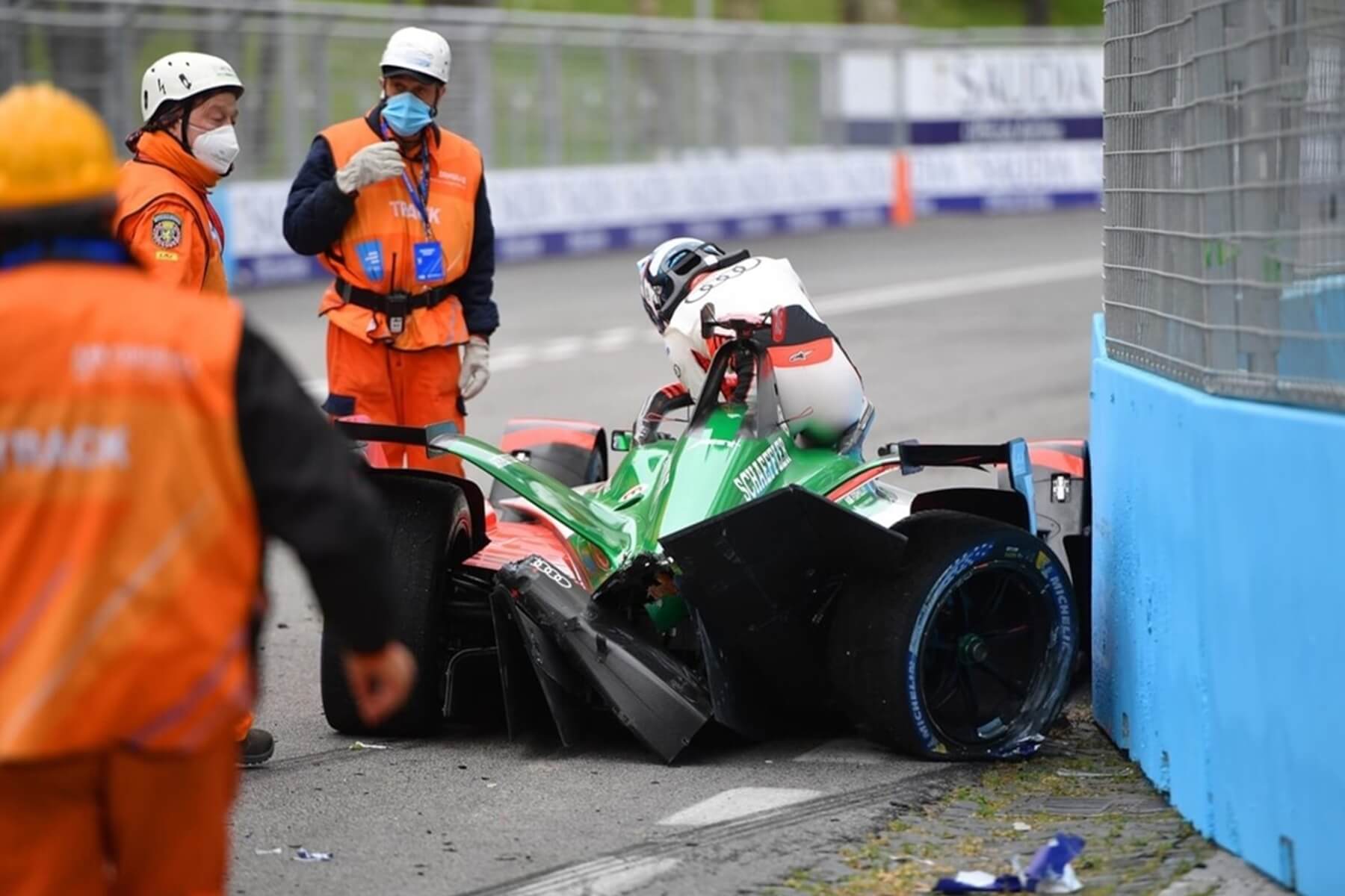 Rene-Rast-Damaged-Car-Audi-Sport-ABT-Schaeffler