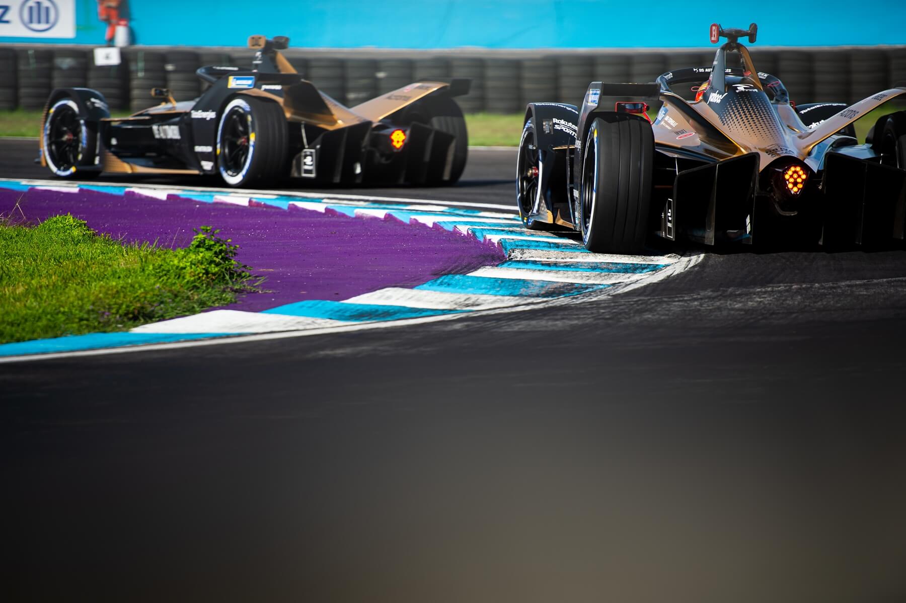 Blue-Curb-Antonio-da-Costa-JEV-DS-Techeetah