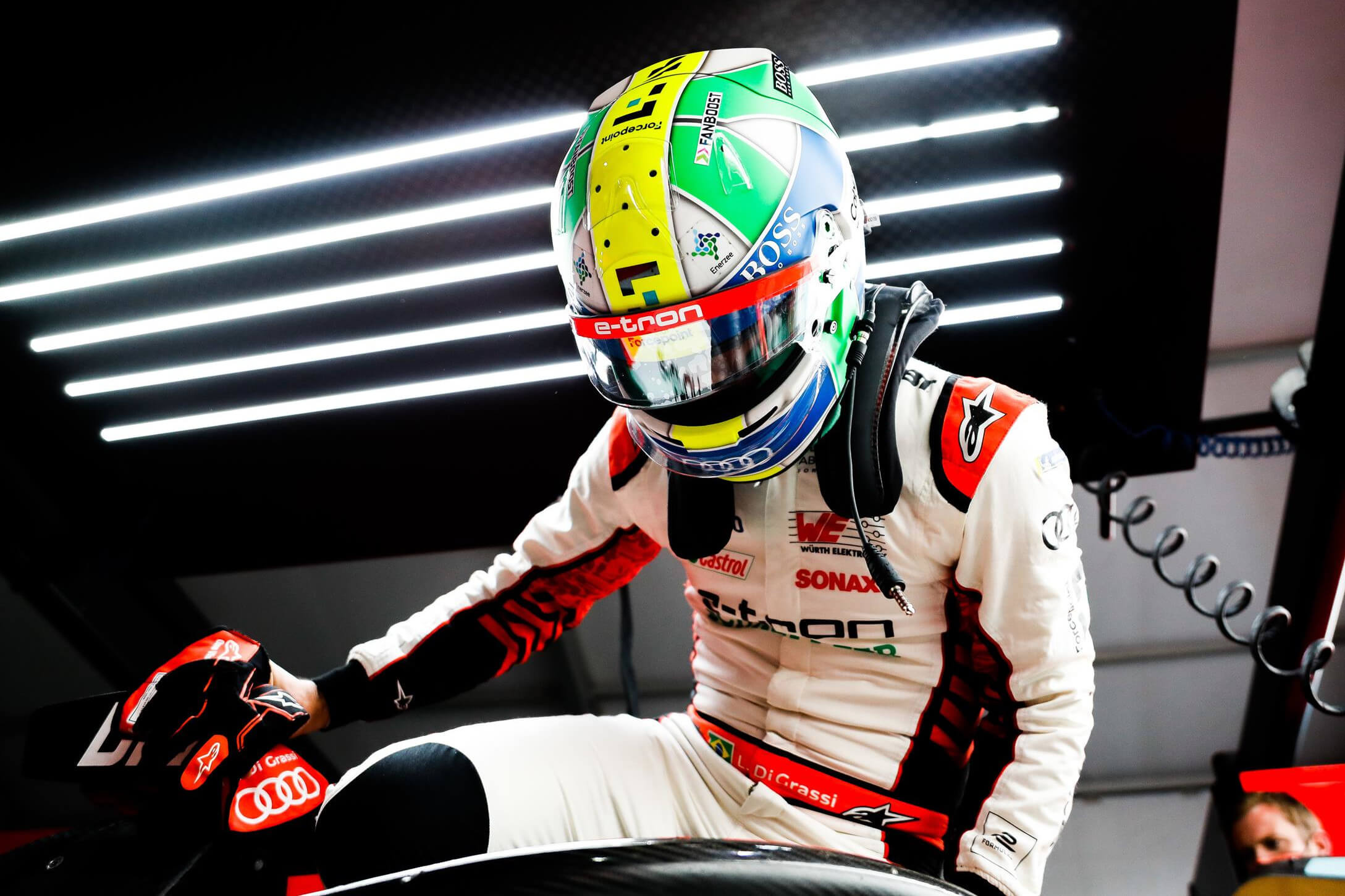 Lucas-di-Grassi-Audi-steps-in-Formula-E-Car