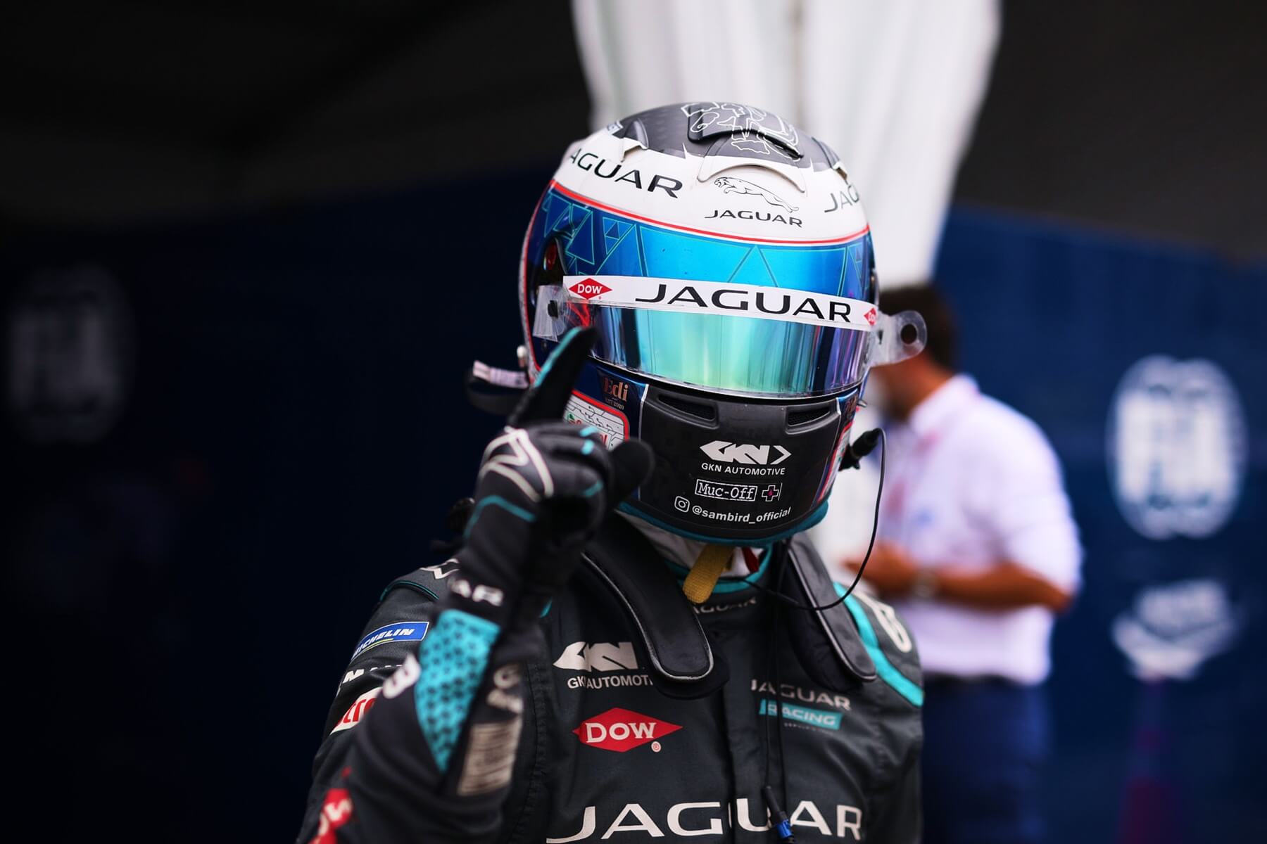 Bird-Jaguar-Helmet-parc-Ferme