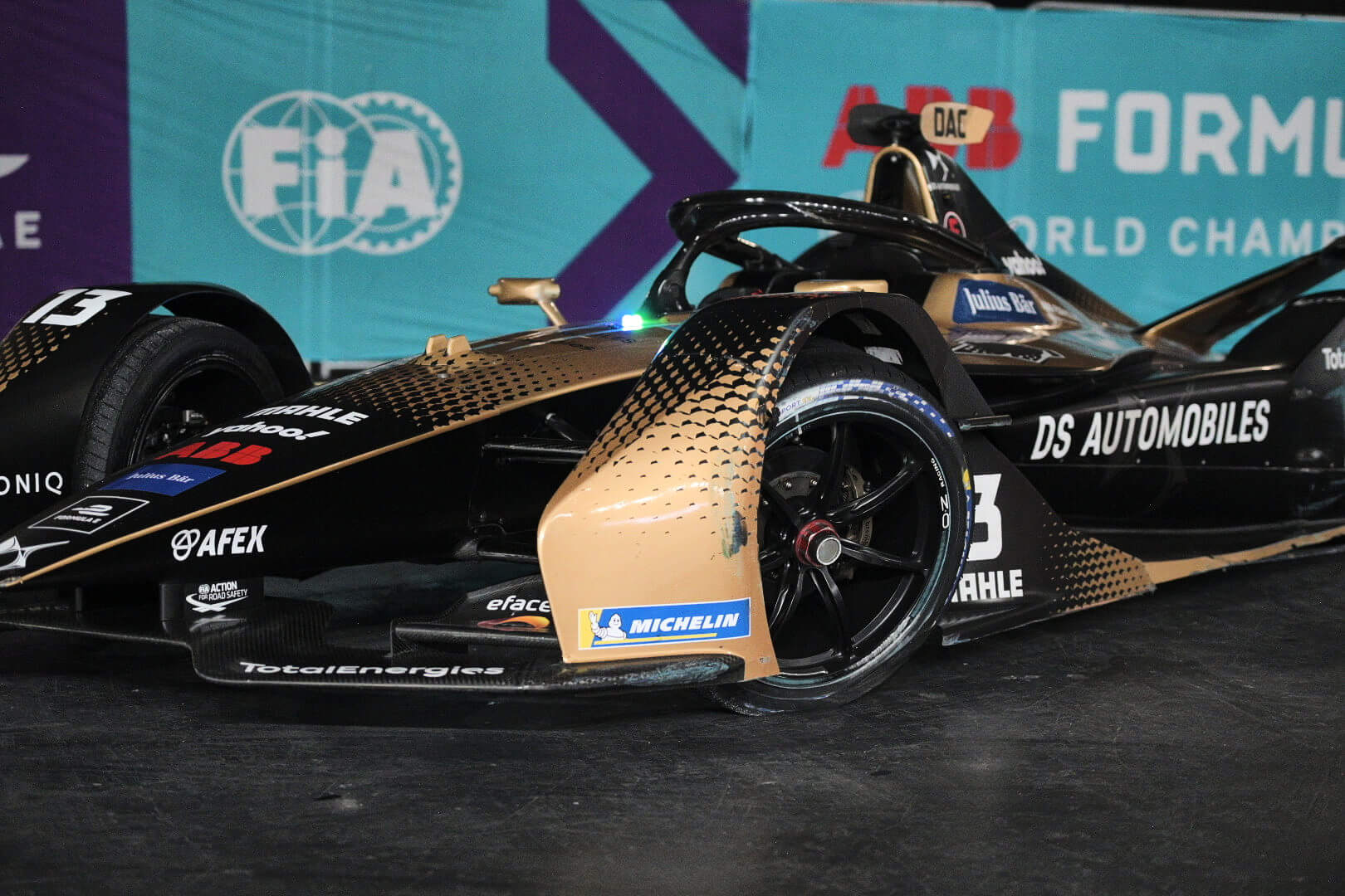 Felix-da-Costa-Crash-Car-London-2021