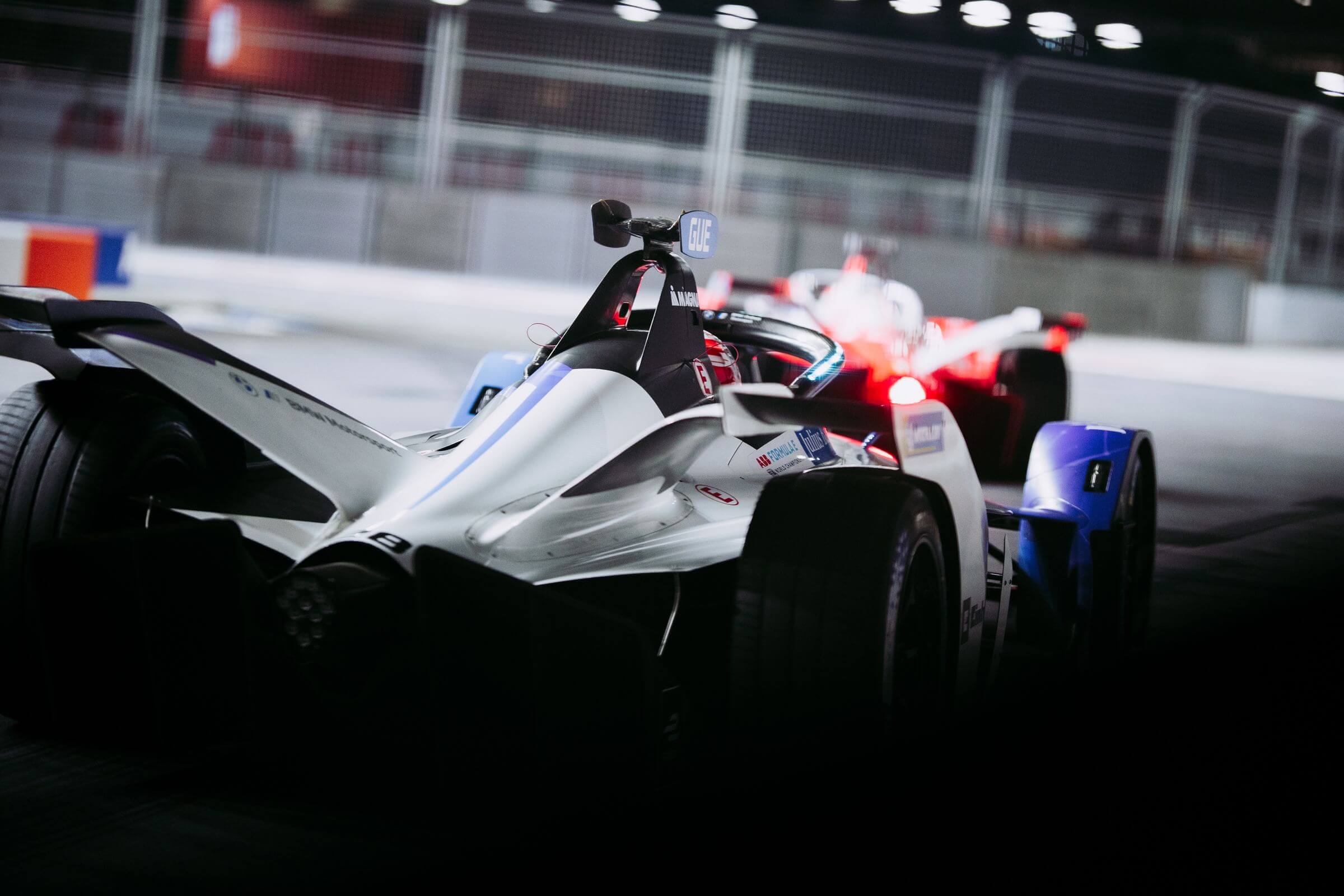 Max-Günther-BMW-ExCeL-from-behind