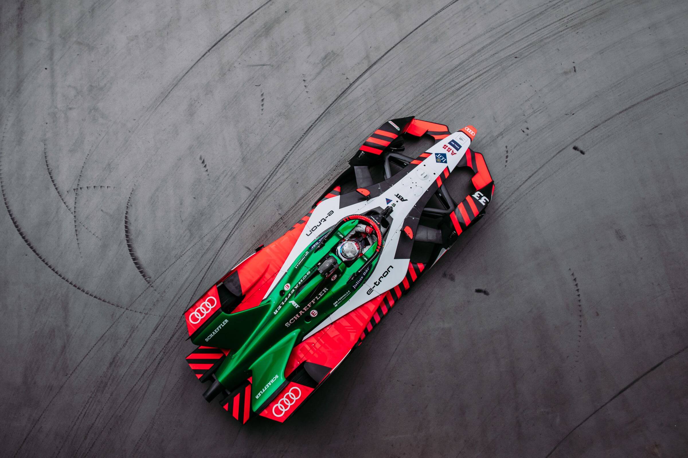 Rene-Rast-Audi-London-from-above