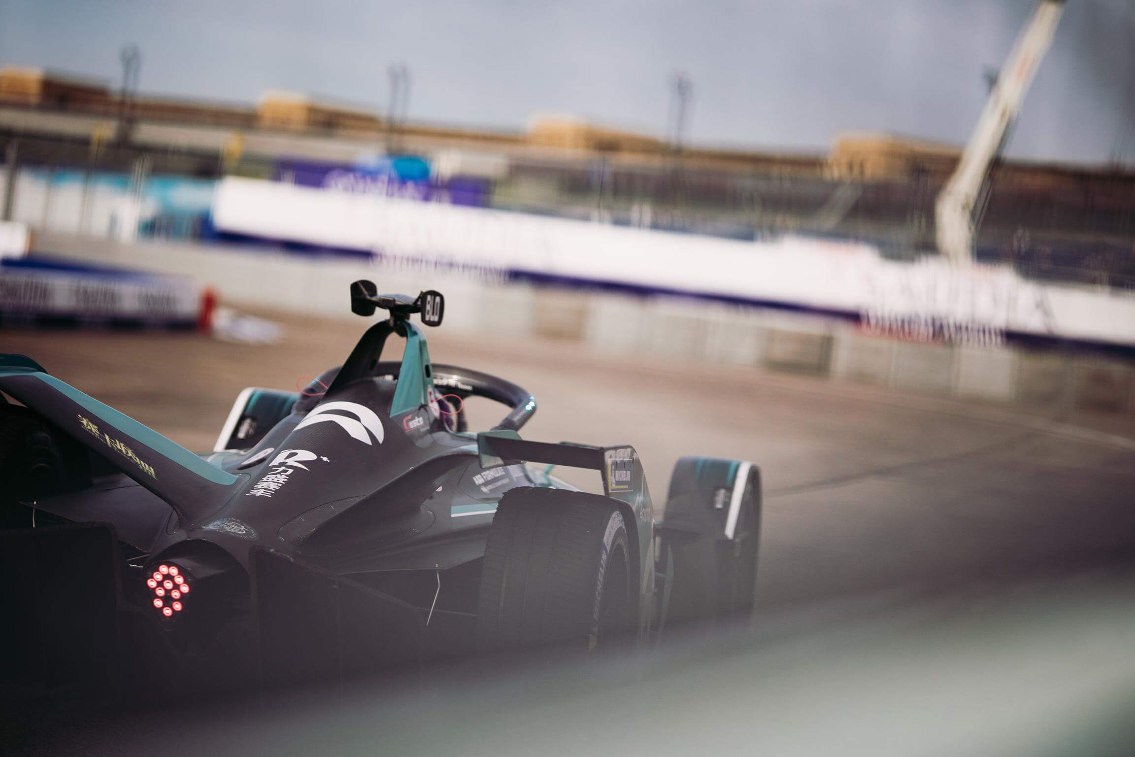 Nio-333-Car-from-behind-Berlin-2021