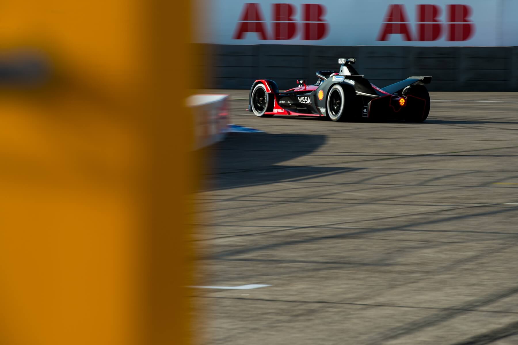 Sebastien-Buemi-ABB-Nissan-edams