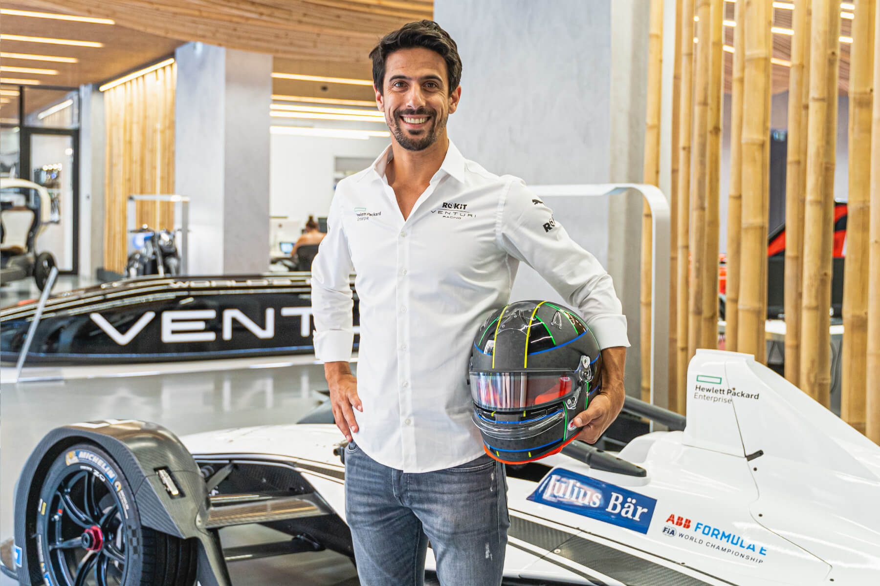 Lucas-di-Grassi-Venturi-Car-Helmet-Driver-Launch-Announcement