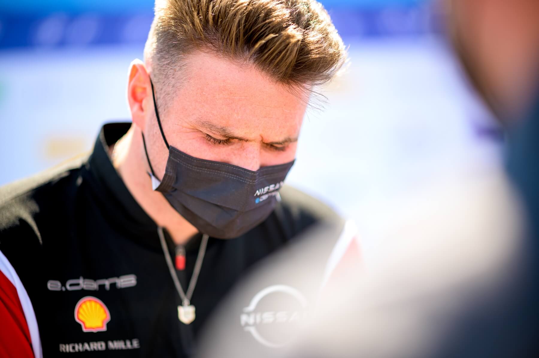 Interview-Media-Pen-Oliver-Rowland-Nissan-edams-Shell